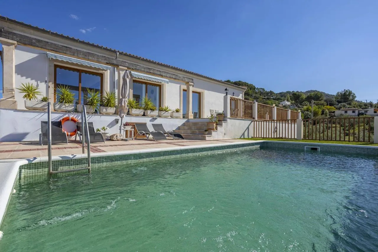 Country house Finca Es Puig