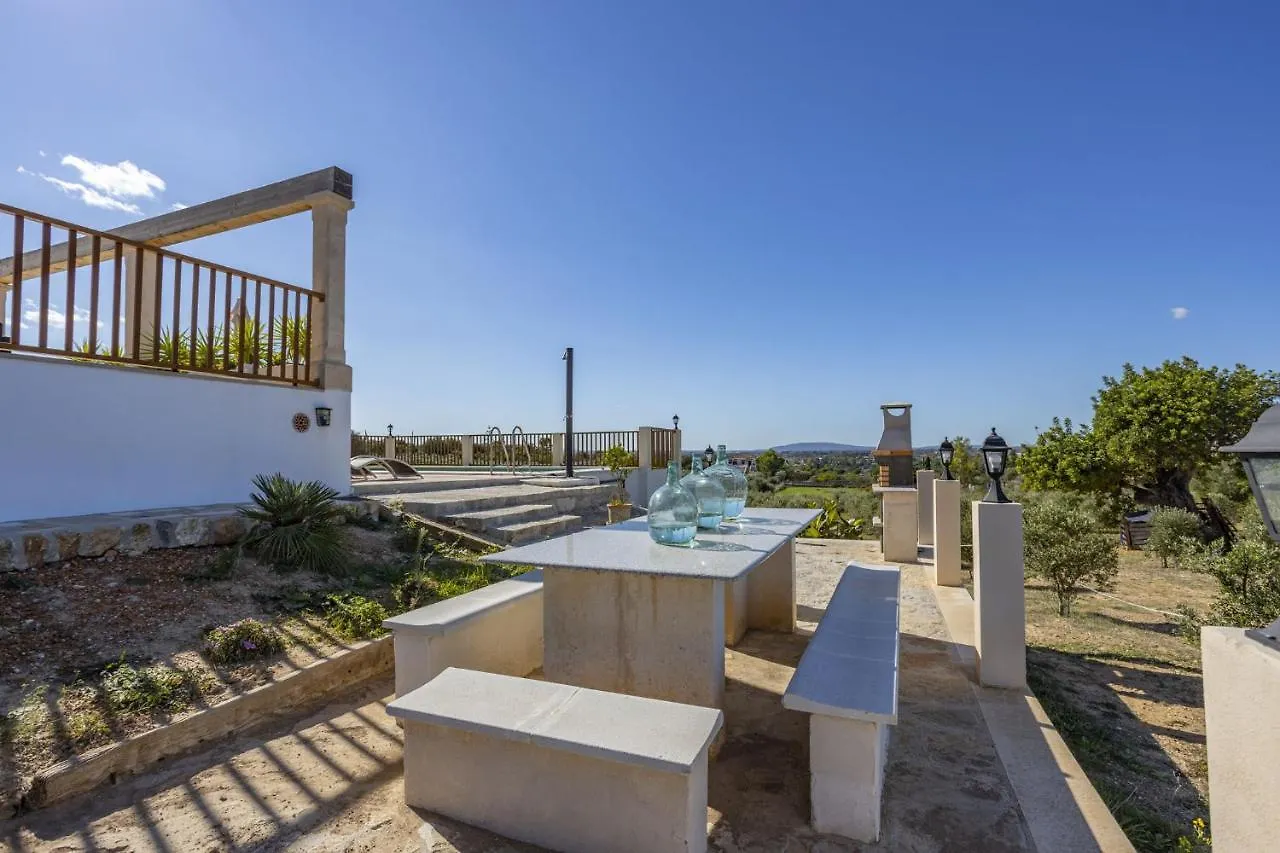 Country house Finca Es Puig
